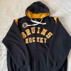 NHL Bruins sweatshirt.